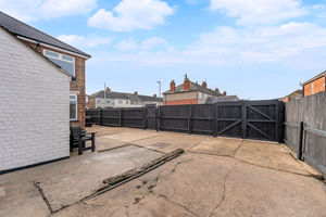 Photo 32- click for photo gallery